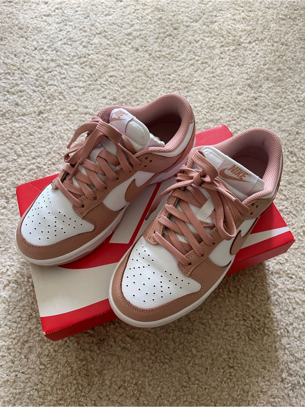 Nike Dunk low rose whisper